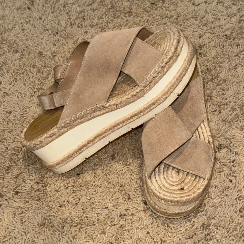 EUC Marc Fisher Gandy Platform Suede Leather Espadrille Sandal Size 9
